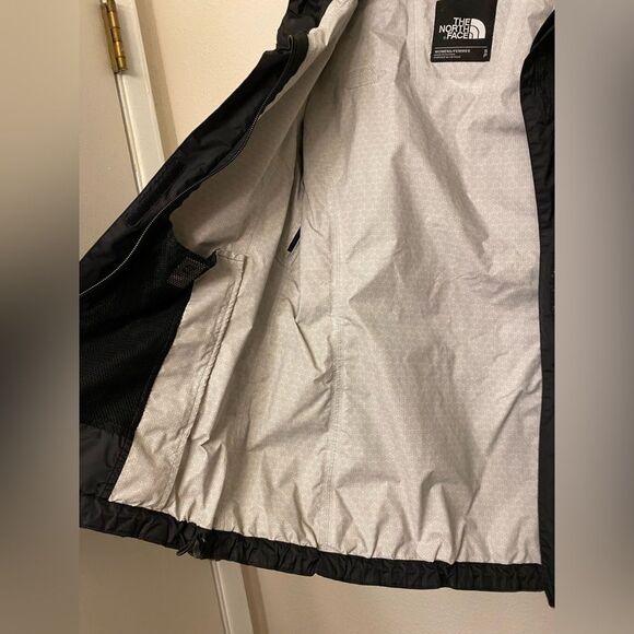 The North Face women’s nylon waterproof hooded Jacket shell Small - Picture 10 of 11